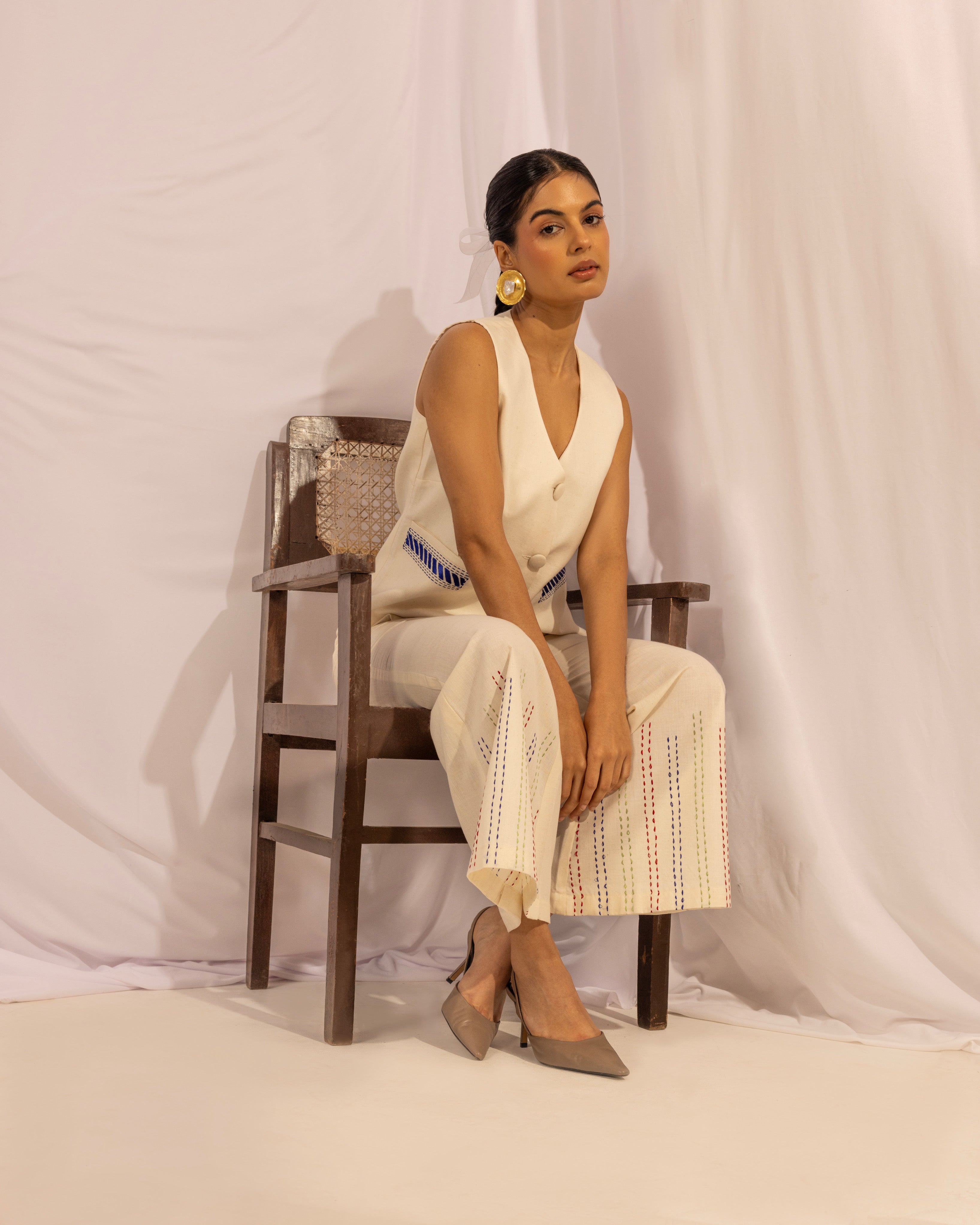 Hand-Embroidered Waistcoat | Chic Kantha Waistcoat The House Of Ara