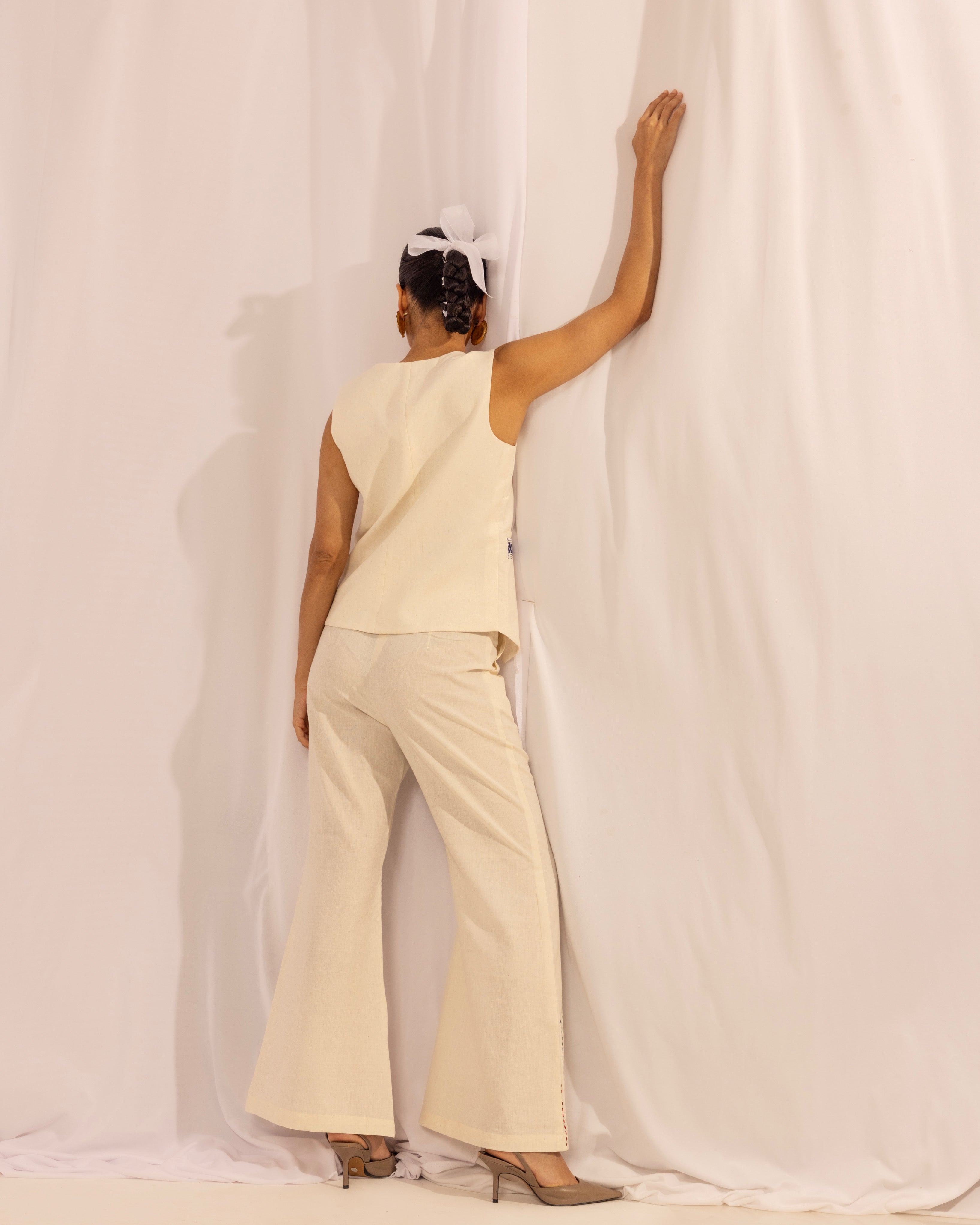 Hand-Embroidered Waistcoat | Chic Kantha Waistcoat The House Of Ara