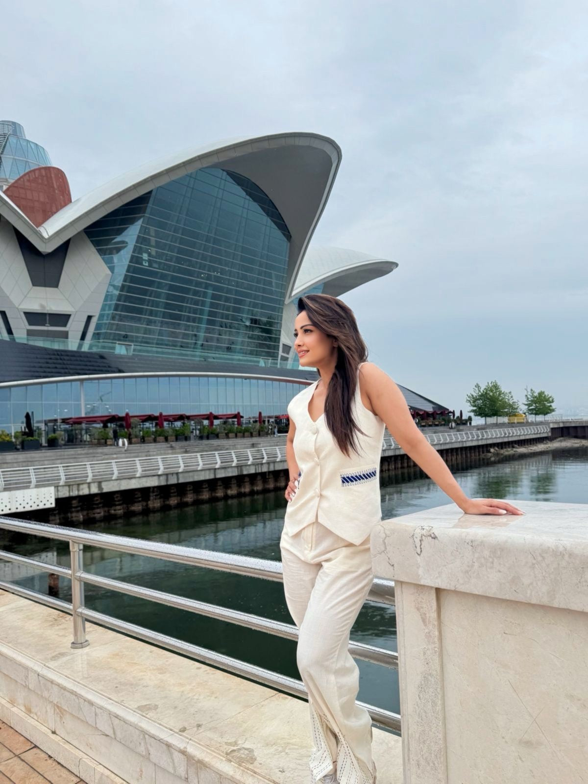 Hand-Embroidered Waistcoat | Chic Kantha Waistcoat The House Of Ara