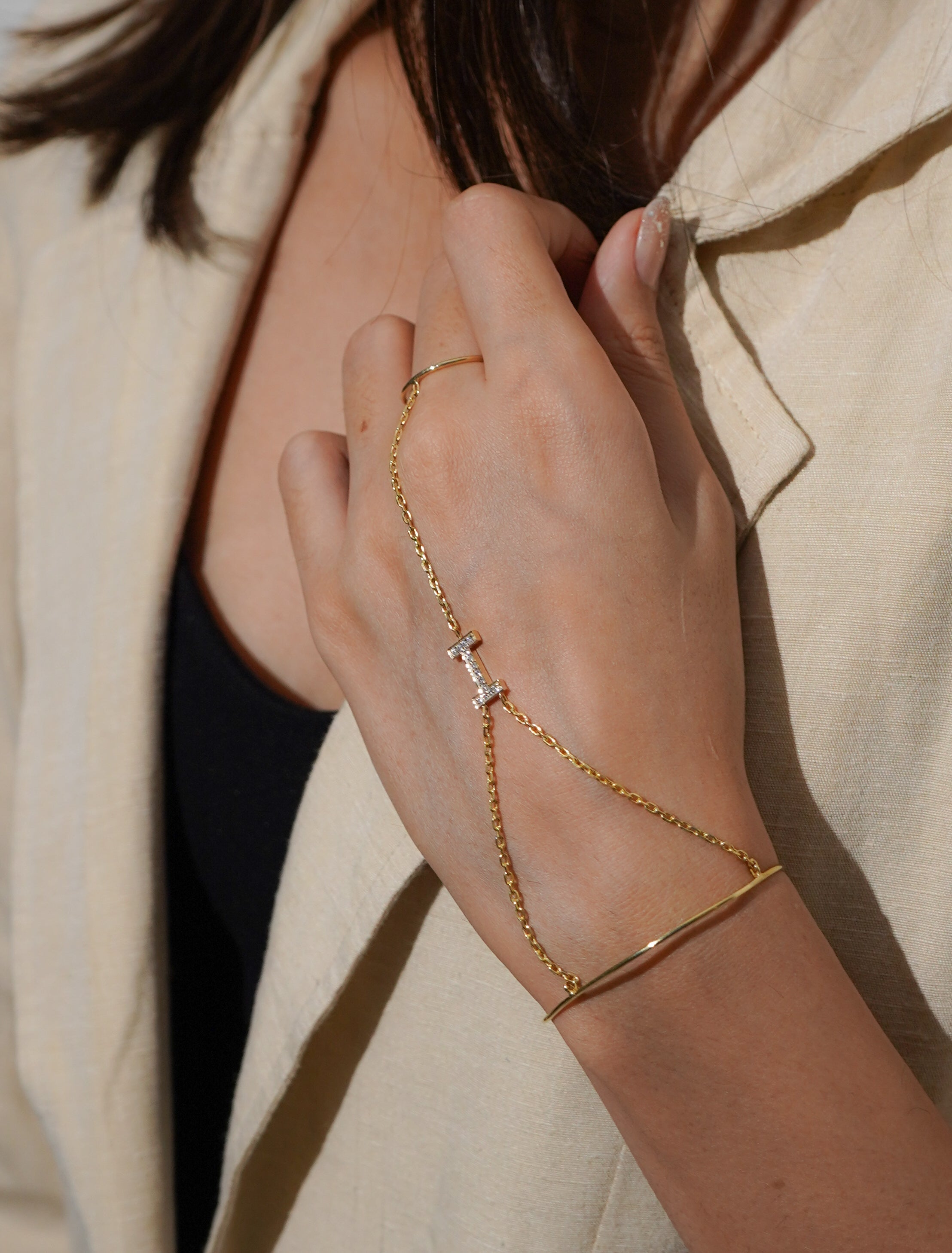 Aeria Minimal Hathphool | Stunning Sterling Silver Hand Chain Fian