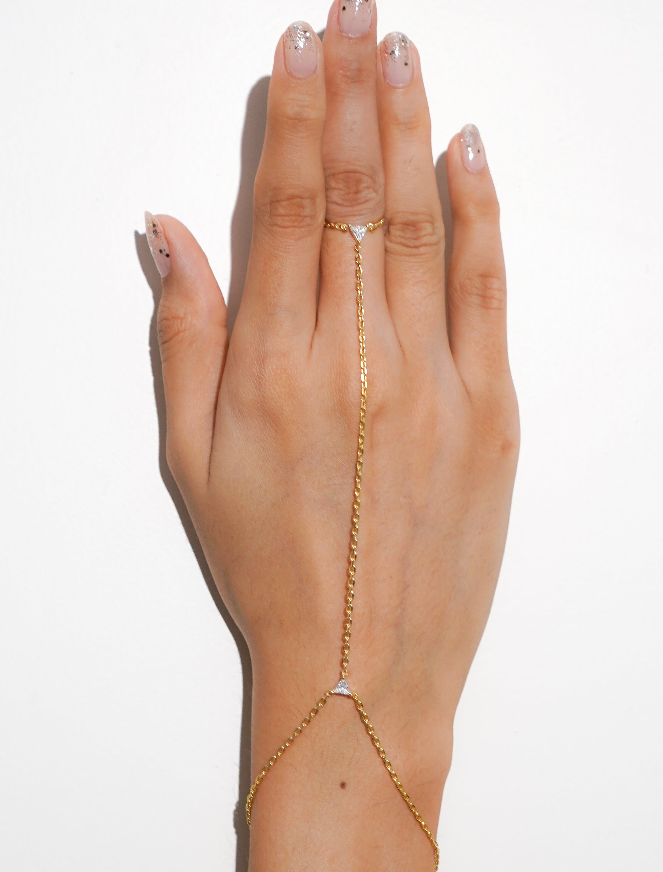 Lyra Minimal Hathphool | Sterling Silver Hand Chain Fian