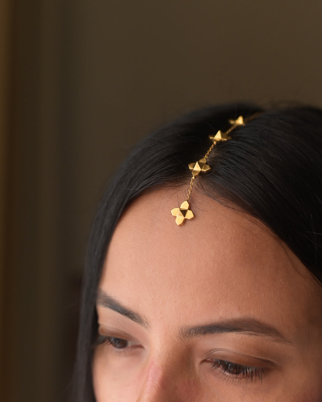 Jui Phul Hair Ornament | Contemporary Maang Tikka