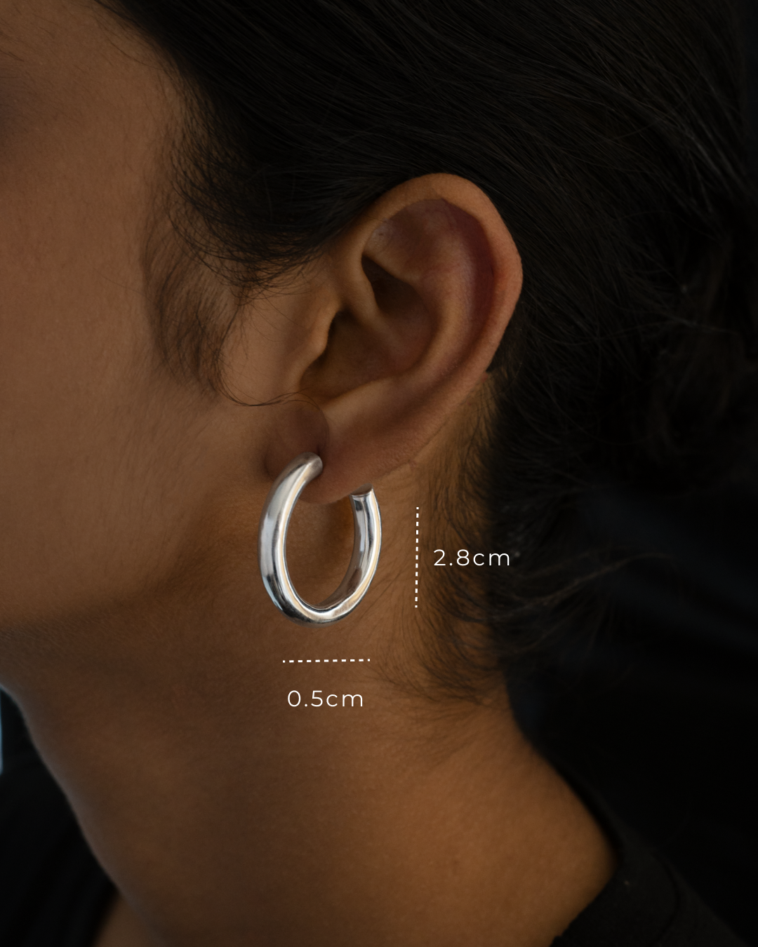 Arc Hoop Small | Must-Have Contemporary Hoop Earrings Era Stories
